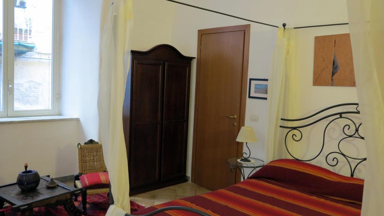 - B&B "Centro Antico" - เนเปิลส์ ภายนอก รูปภาพ