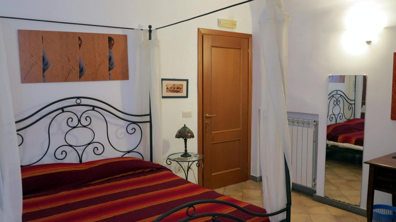 - B&B "Centro Antico" - เนเปิลส์ ภายนอก รูปภาพ