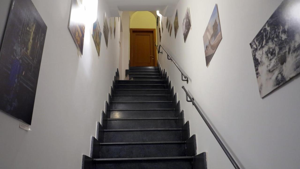 - B&B "Centro Antico" - เนเปิลส์ ภายนอก รูปภาพ